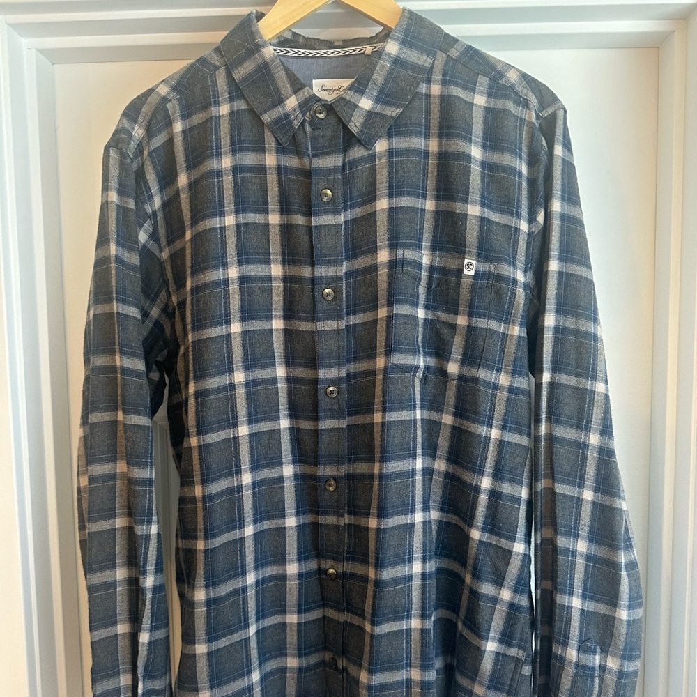 Light weight button down